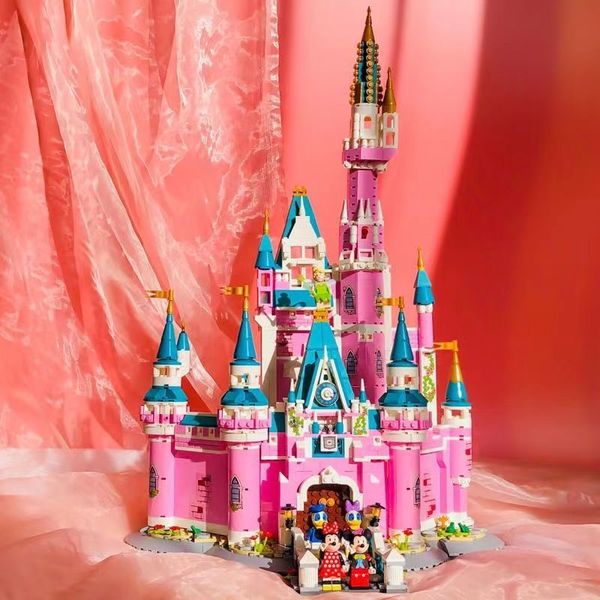 Конструктор Розовый замок Дисней Микки Маус 1676psc Disney Miche Castle 9021 фото